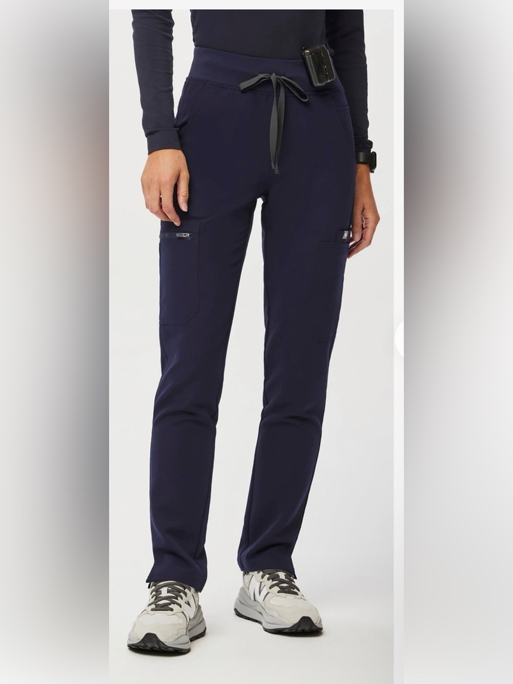 Figs Yola Navy Cargo Scrub Pants XS/Petite